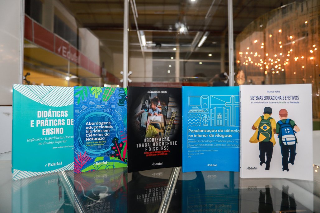 Bienal do Livro de Alagoas 2025 \u002D dia 5 \u002D 04/11