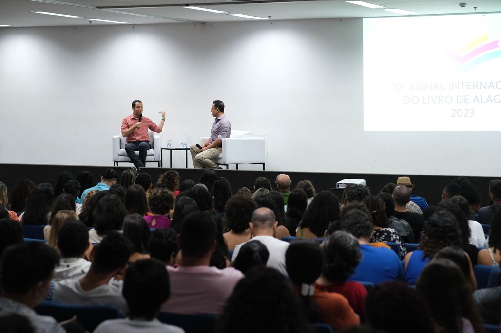 10º Bienal do Livro\u002D dia 12 de agosto