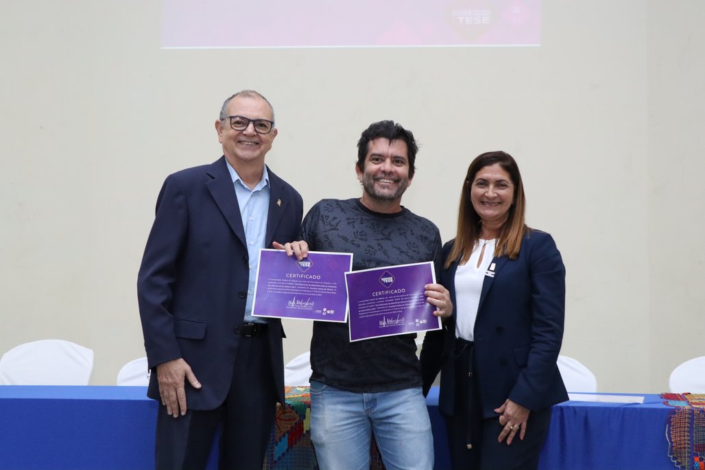 2º Prêmio Dissertação e Teses