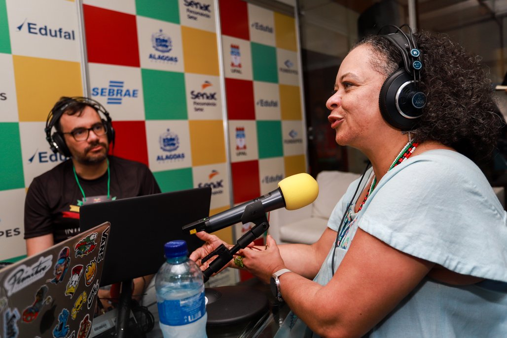 Bienal do Livro de lagoas 2025 \u002D dia 2 \u002D 01/11