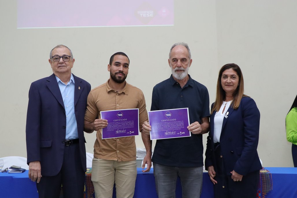2º Prêmio Dissertação e Teses