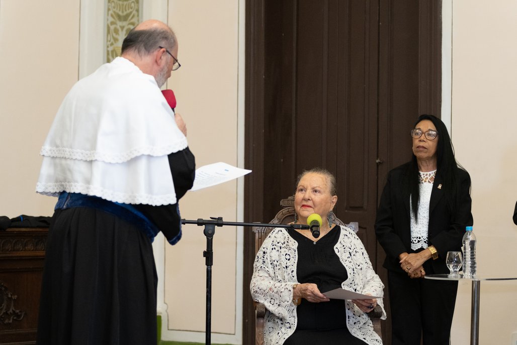 Solenidade de Honoris Causa de Tânia Maya Pedrosa