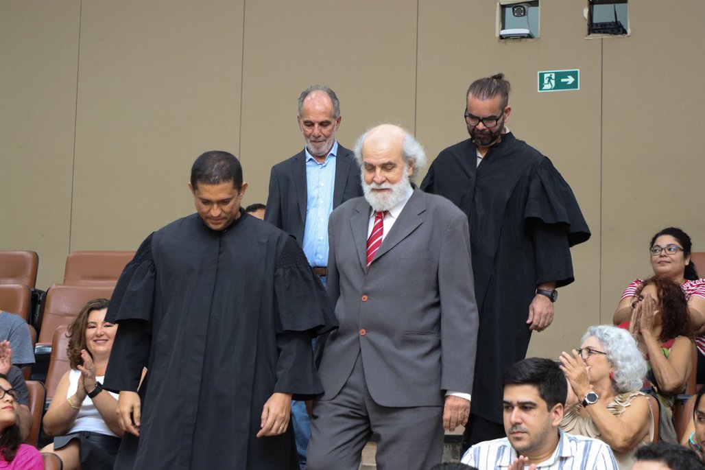 Solenidade Título Professor Emérito Instituto de Física e Química