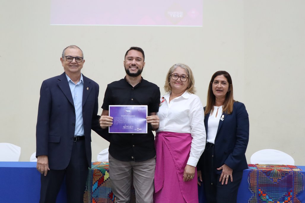 2º Prêmio Dissertação e Teses