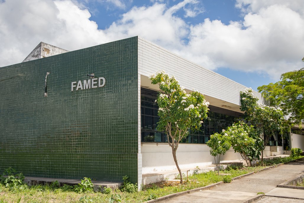 Campus A C Simões
