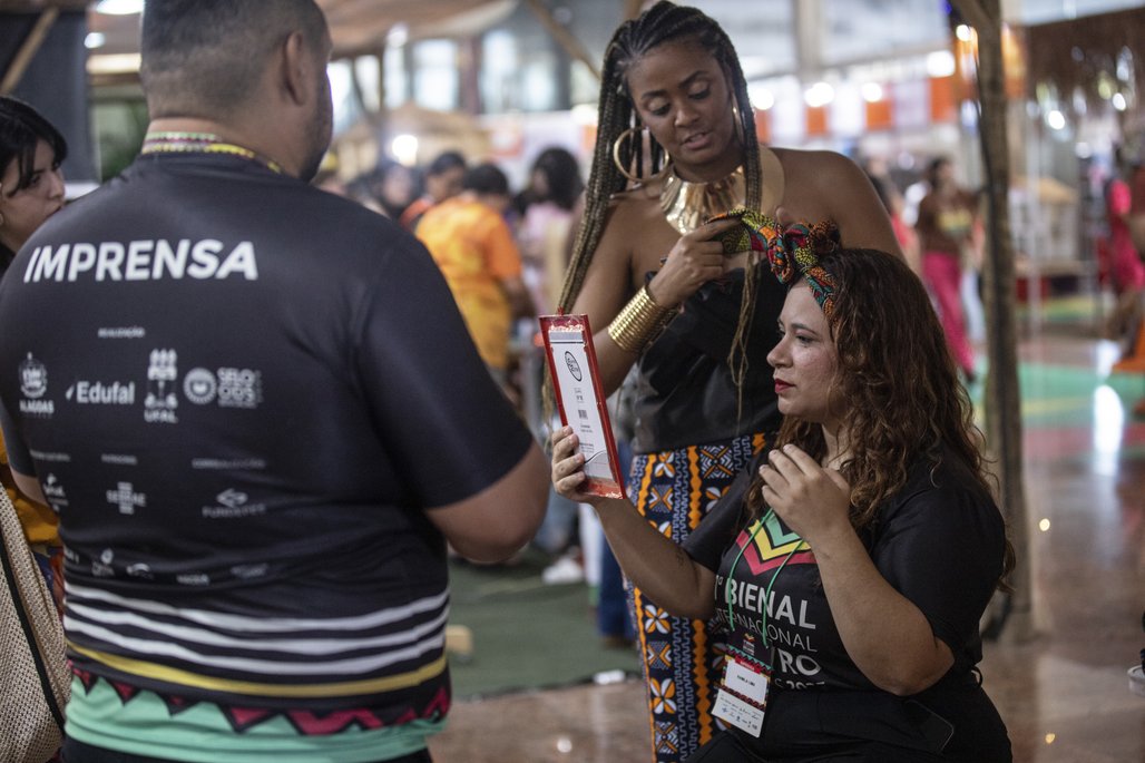 Bienal do Livro de lagoas 2025 \u002D dia 2 \u002D 01/11