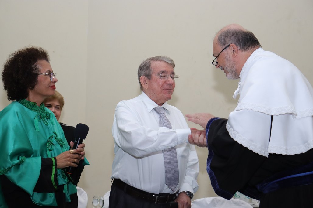 Solenidade Título Professor Emérito ICBS