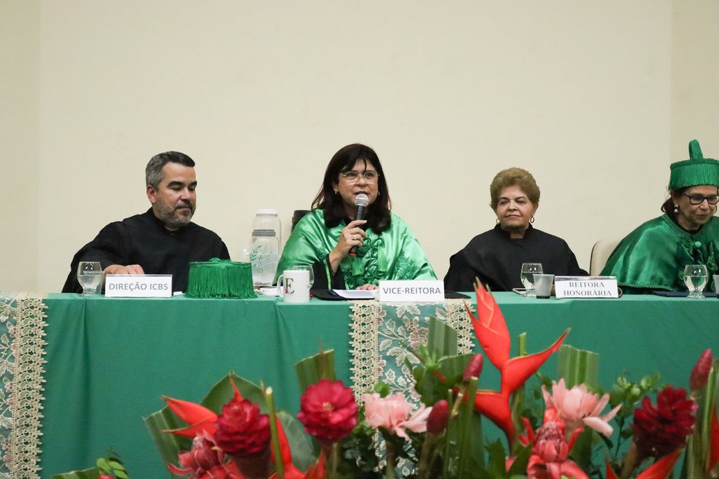 Solenidade Honoris Causa ICBS