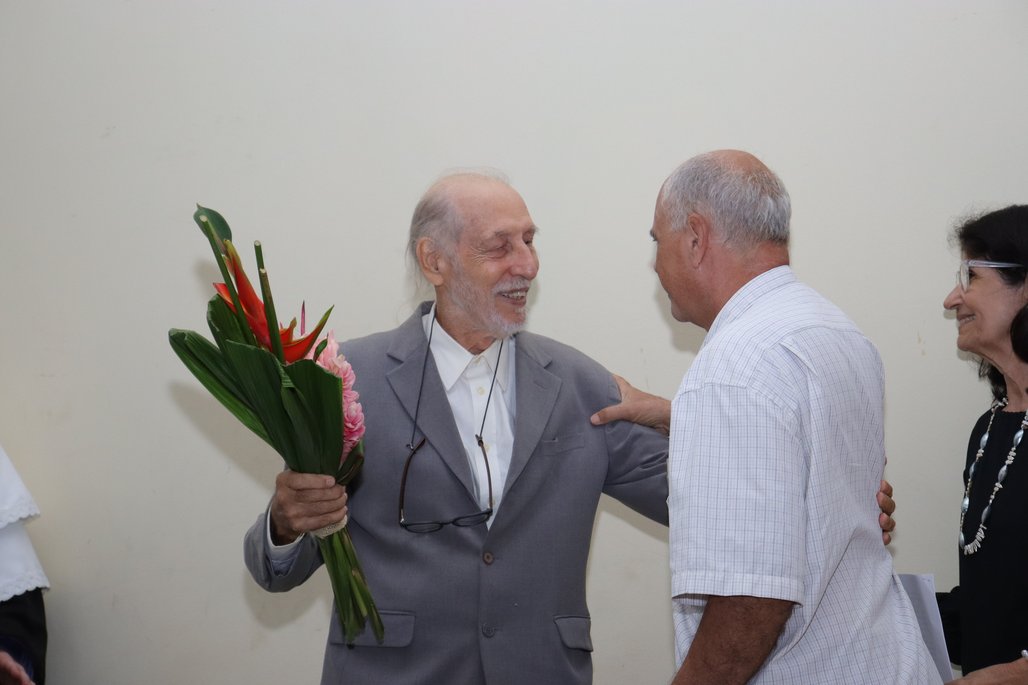 Solenidade Título Professor Emérito ICBS