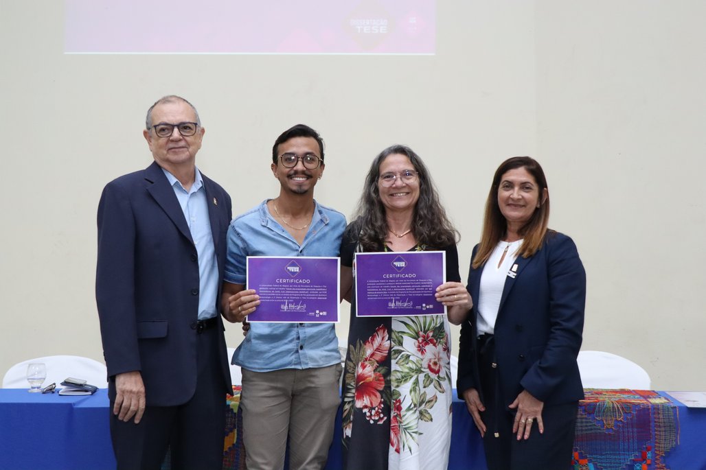 2º Prêmio Dissertação e Teses