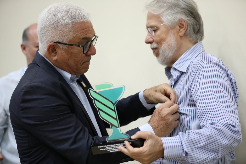 25 anos Curso Farmácia