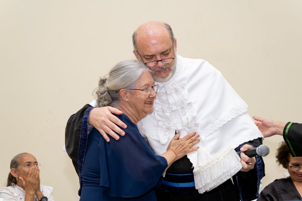 Solenidade Honoris Causa e Professoras Eméritas Enfermagem