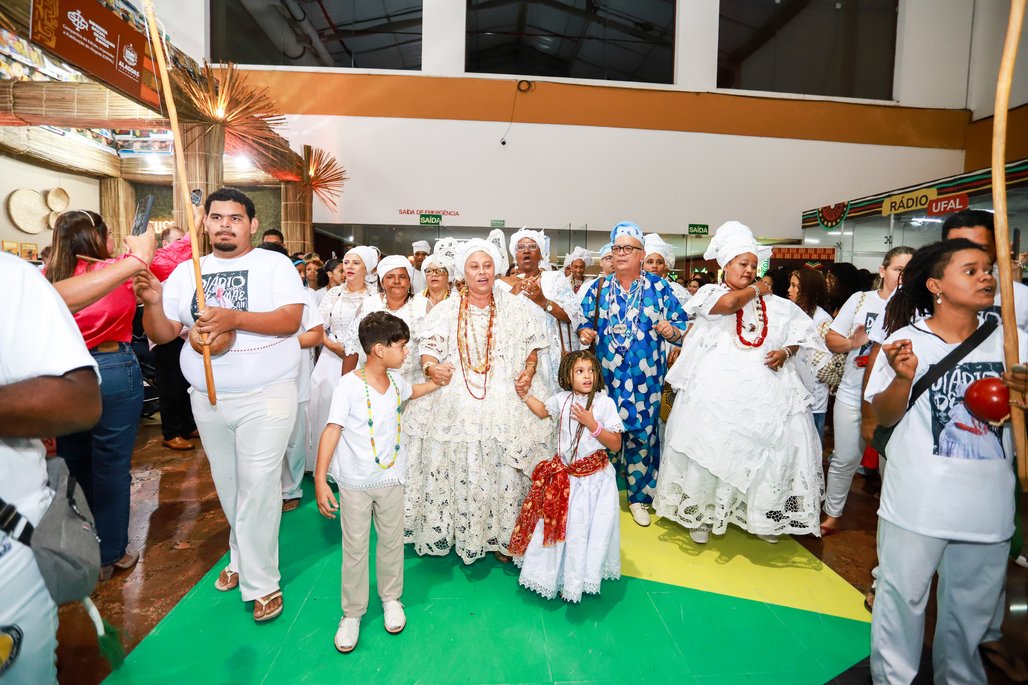 Bienal do Livro de lagoas 2025 \u002D dia 2 \u002D 01/11