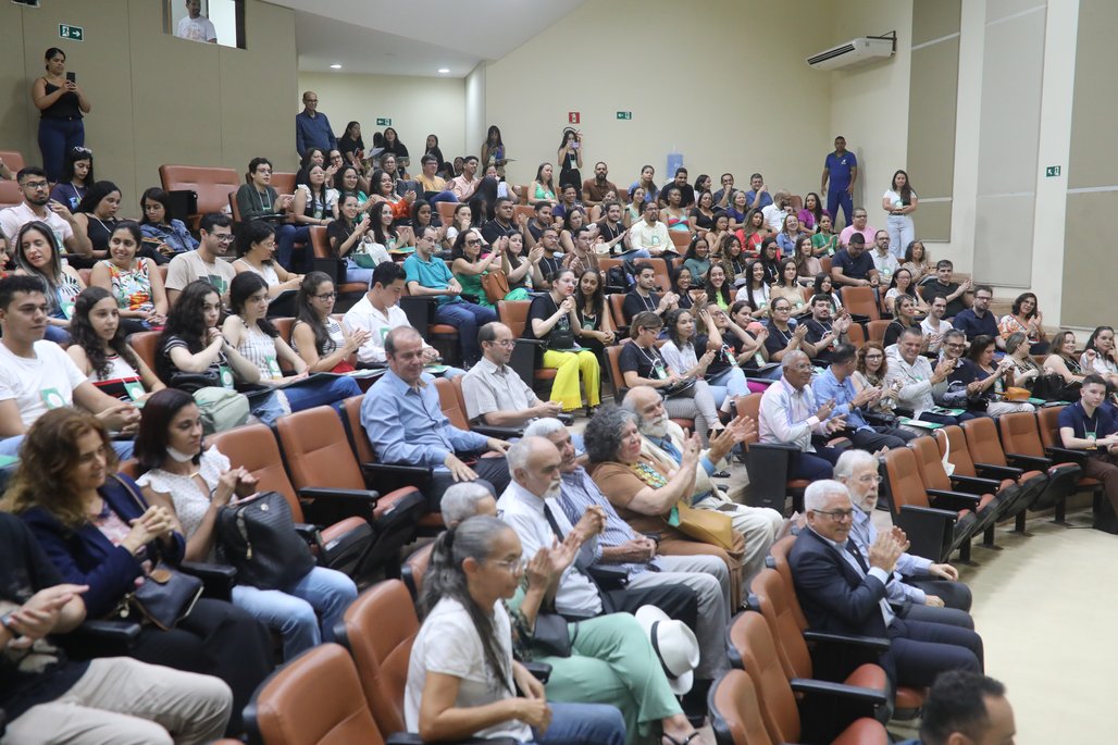 25 anos Curso Farmácia