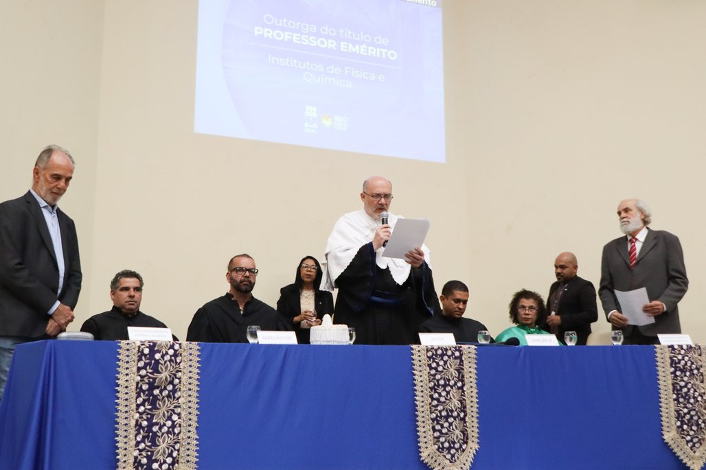 Solenidade Título Professor Emérito Instituto de Física e Química