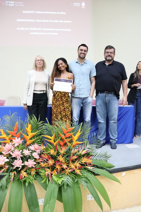 Excelência acadêmica 2025