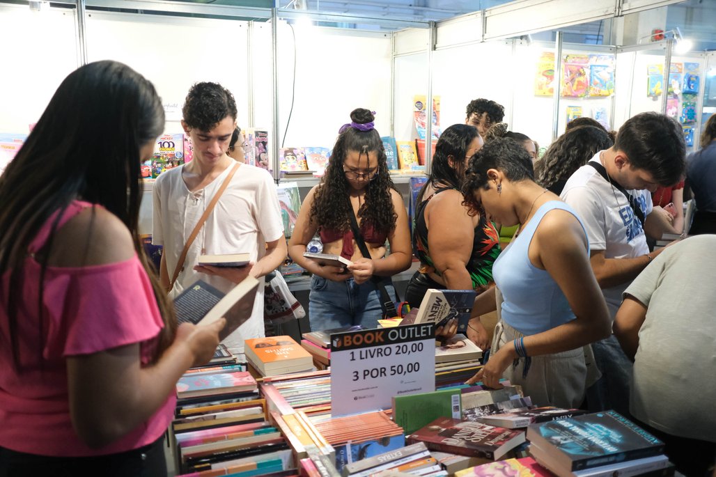 10º Bienal do Livro\u002D dia 12 de agosto