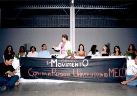GRUPO EM MOVIMENTO CONTRA A REFORMA UNIVERSITÁRIA DO MEC