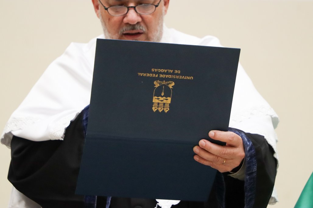 Solenidade Título Professor Emérito Instituto de Física e Química