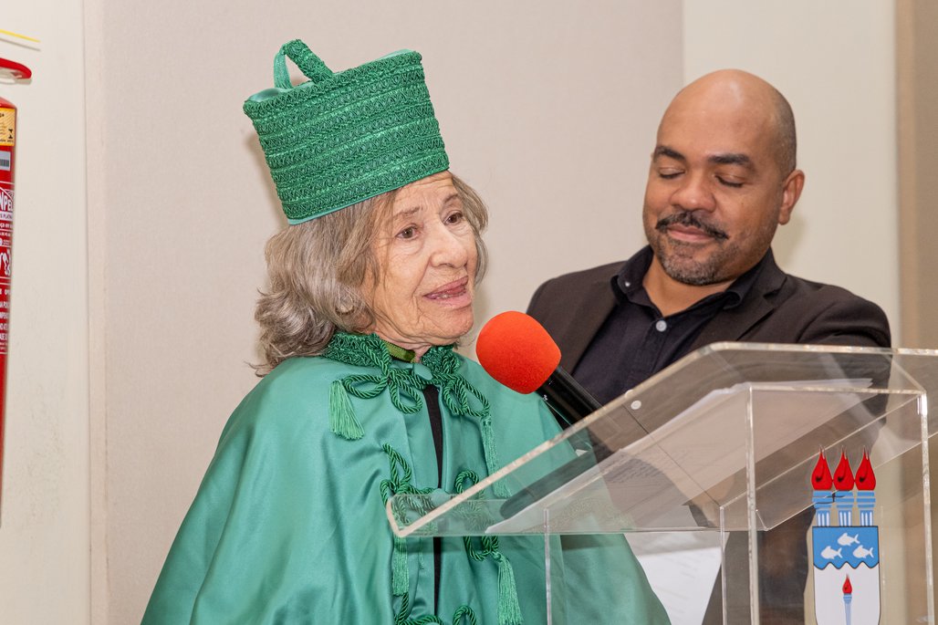 Solenidade Honoris Causa e Professoras Eméritas Enfermagem