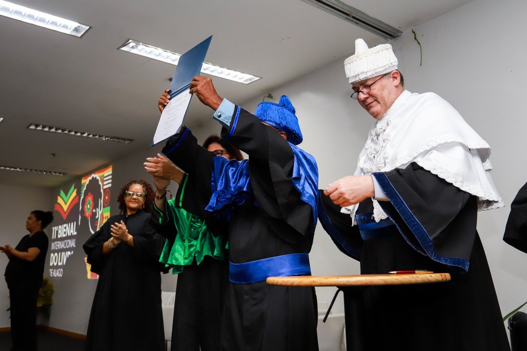 Bienal do Livro de lagoas 2025 \u002D dia 2 \u002D 01/11