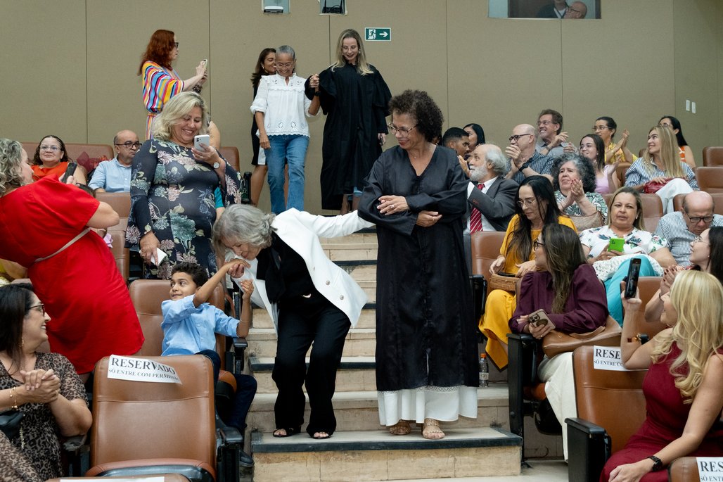 Solenidade Honoris Causa e Professoras Eméritas Enfermagem