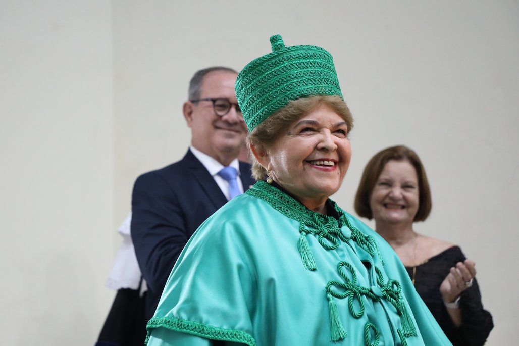 Solenidade de Honoris Causa da reitora Ana Dayse