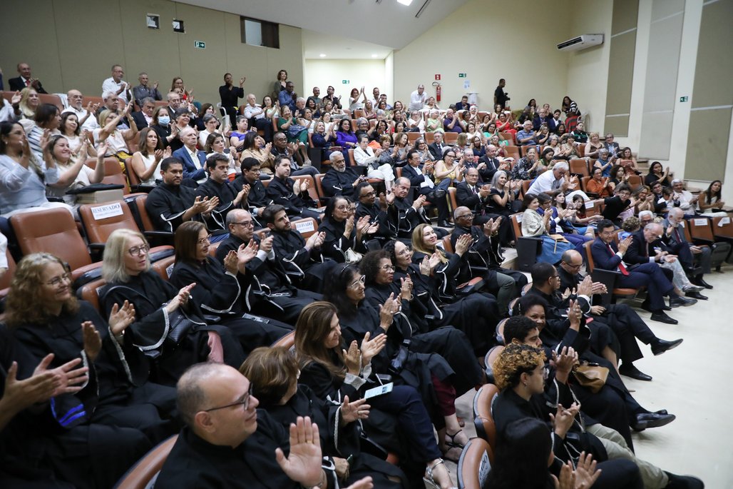 Solenidade de Honoris Causa da reitora Ana Dayse