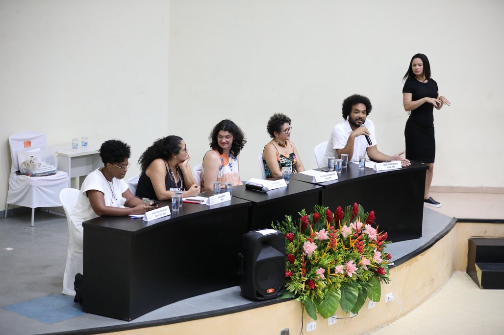 X Esocite \u002D Abertura