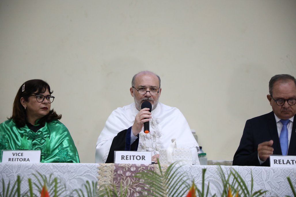 Solenidade de Honoris Causa da reitora Ana Dayse
