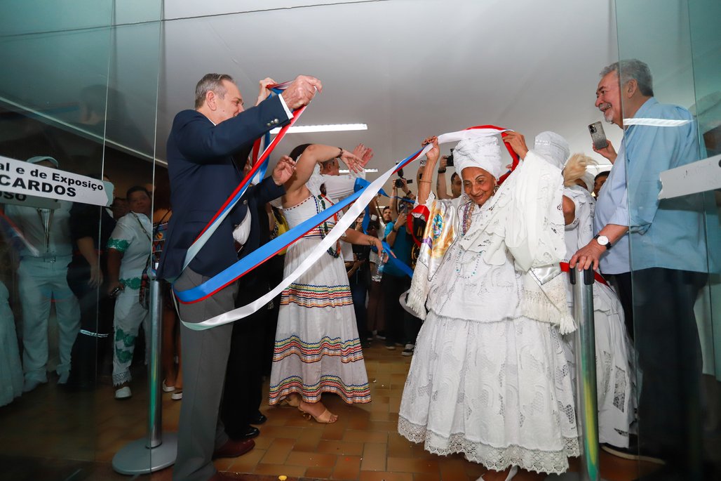 Bienal do Livro de lagoas 2025 \u002D dia 1 \u002D 31/10
