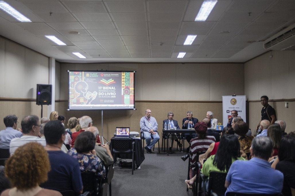 Bienal do Livro de lagoas 2025 \u002D dia 2 \u002D 01/11