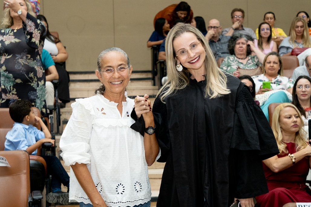 Solenidade Honoris Causa e Professoras Eméritas Enfermagem
