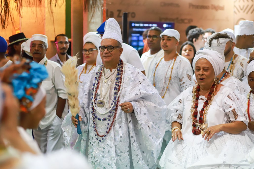 Bienal do Livro de lagoas 2025 \u002D dia 1 \u002D 31/10
