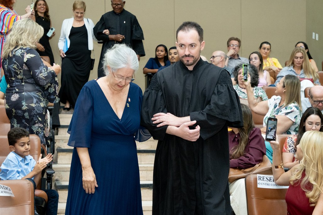 Solenidade Honoris Causa e Professoras Eméritas Enfermagem