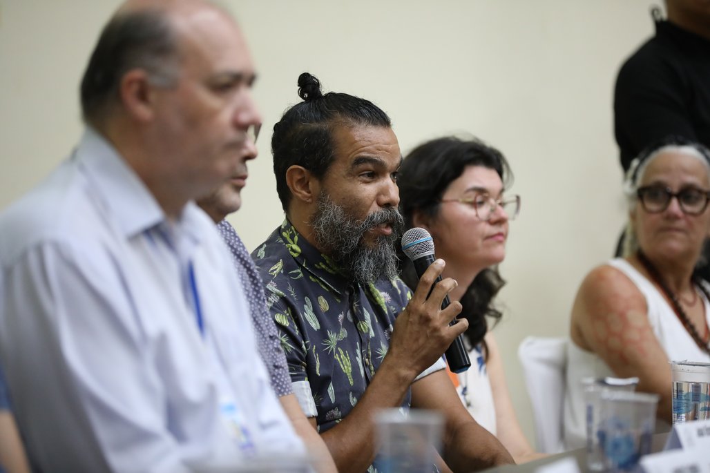 X Esocite \u002D Abertura