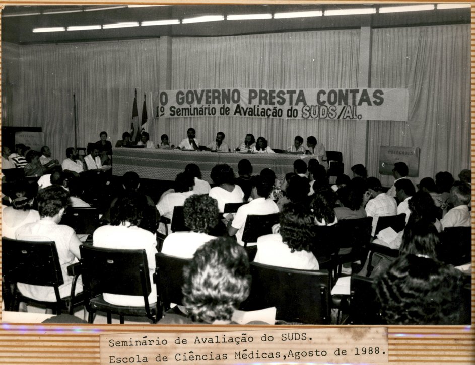 6AF49.6 \u002D 710.1 \u002D ÁLBUM VERDE RANHURA 1 \u002D EVENTOS \u002D REITORA DELZA GITAÍ
