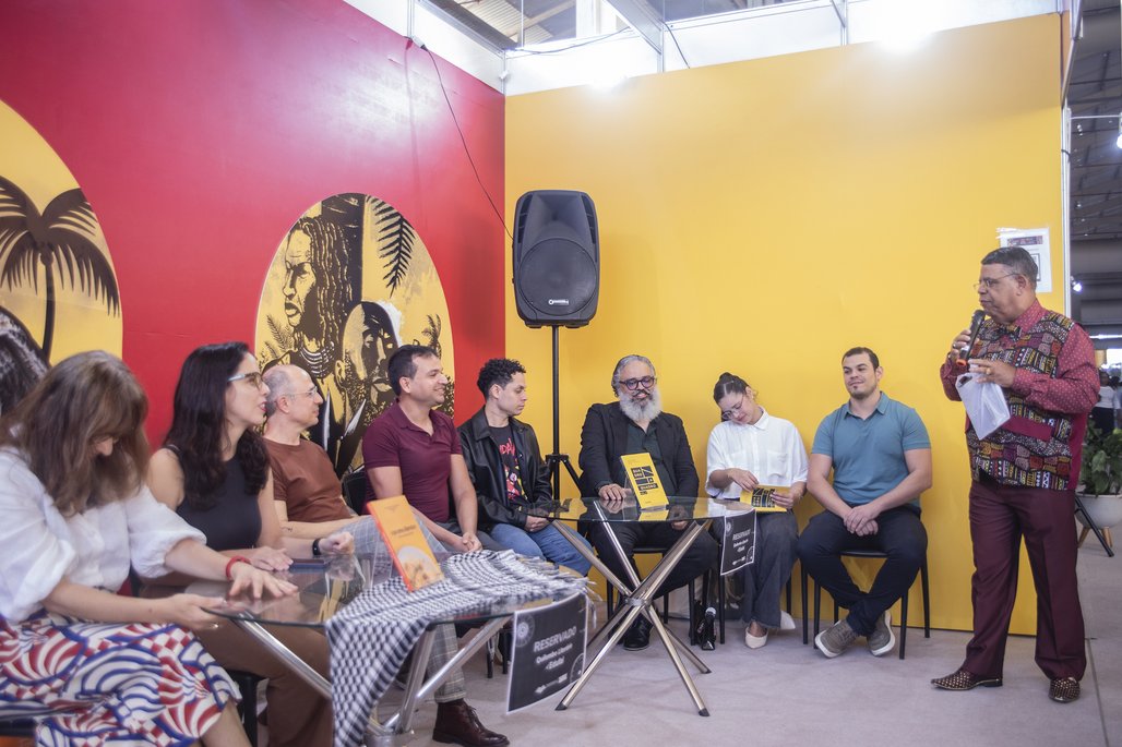 Bienal do Livro de lagoas 2025 \u002D dia 2 \u002D 01/11