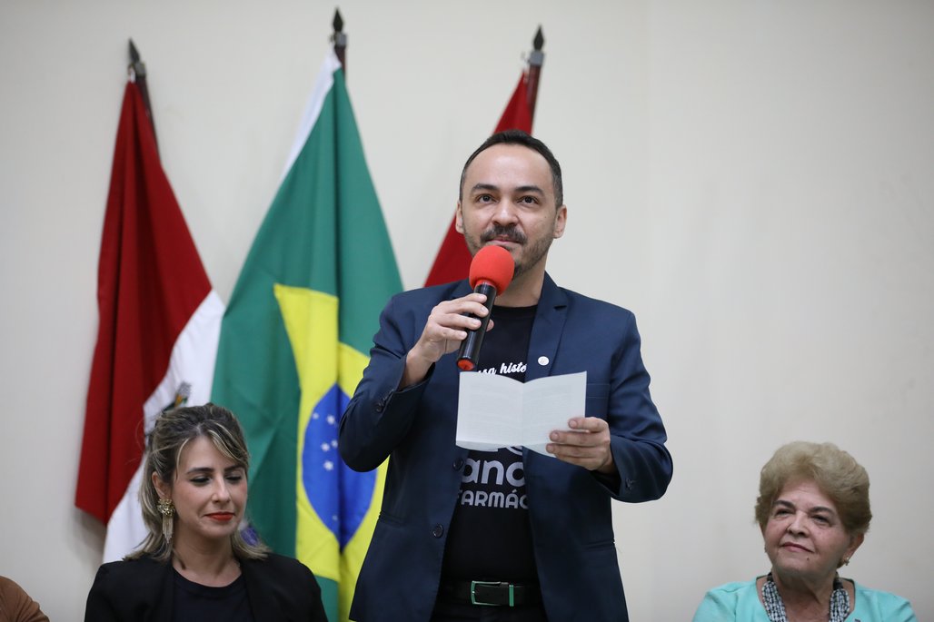 25 anos Curso Farmácia