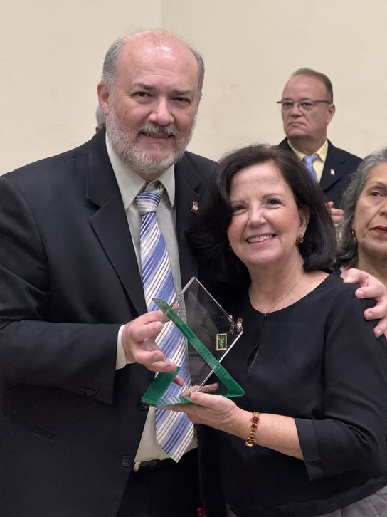 75 anos Famed