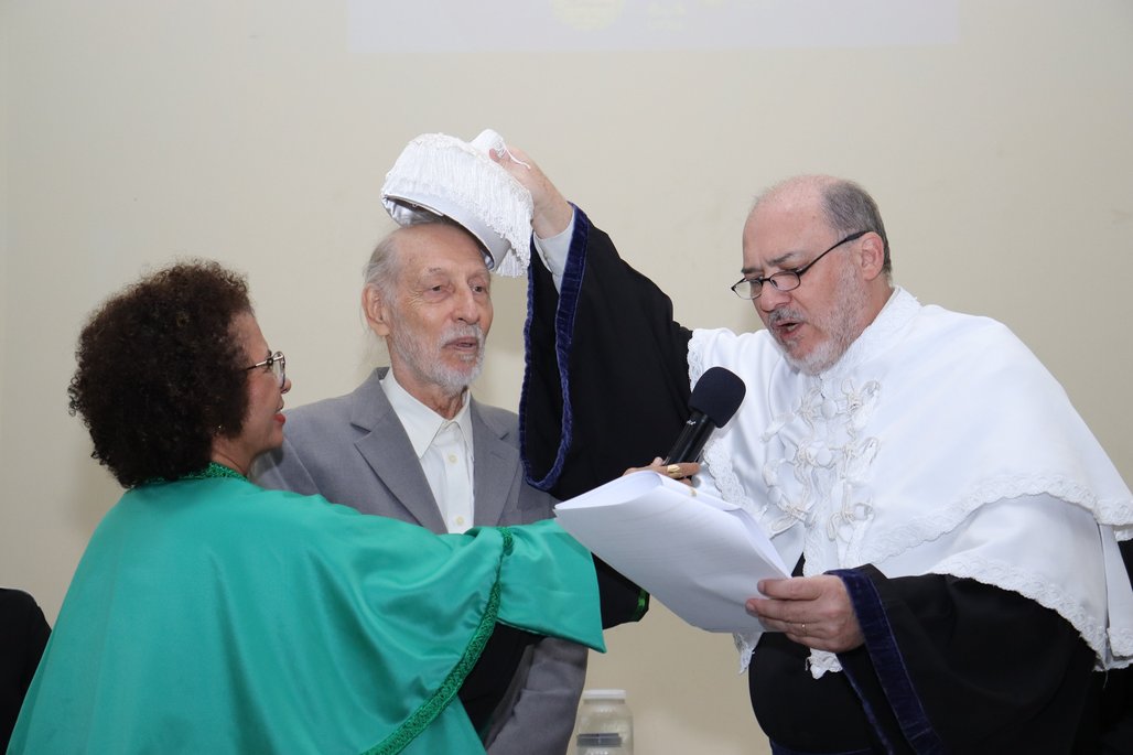 Solenidade Título Professor Emérito ICBS