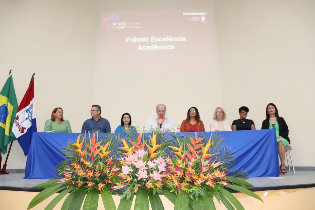 Excelência acadêmica 2025