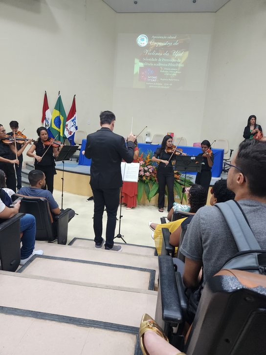 Excelência acadêmica 2025