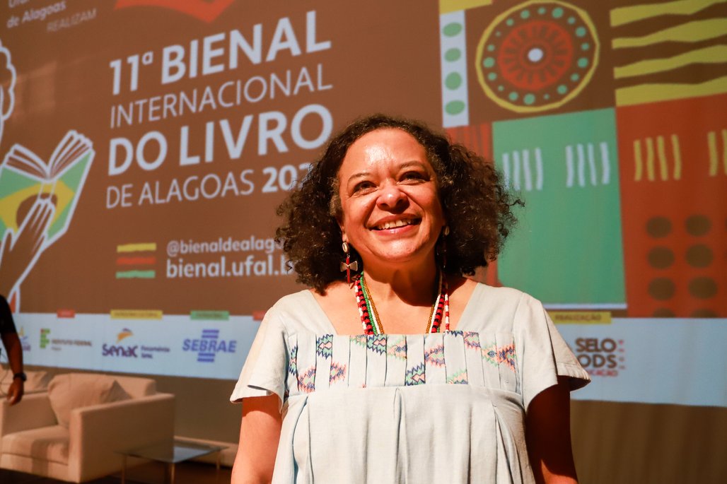 Bienal do Livro de lagoas 2025 \u002D dia 2 \u002D 01/11