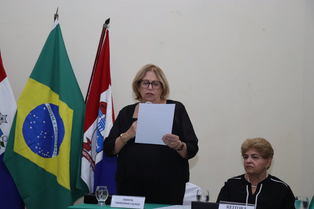 Solenidade Título Professor Emérito ICBS