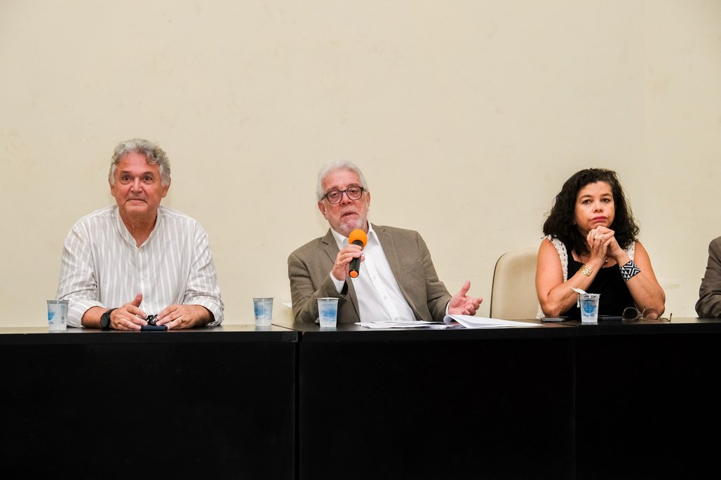 Ufal sedia diplomação de novos afiliados da Academia Brasileira de Ciências
