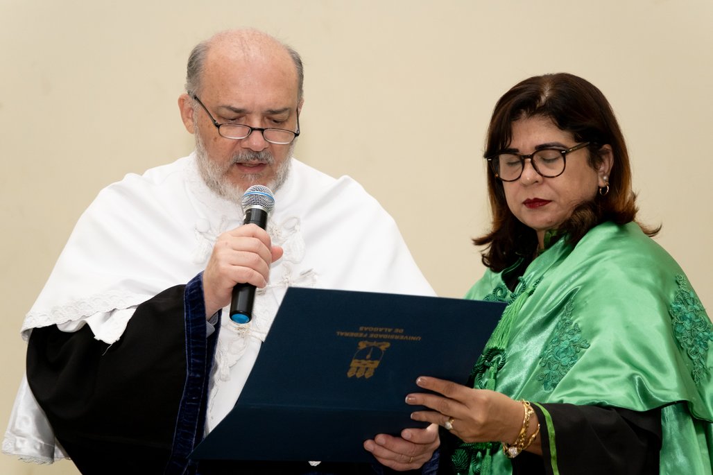 Solenidade Honoris Causa e Professoras Eméritas Enfermagem
