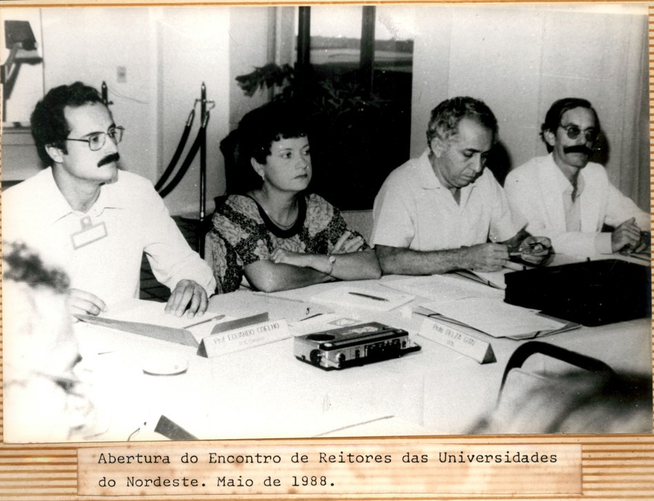 6AF49.6 \u002D 710.1 \u002D ÁLBUM VERDE RANHURA 1 \u002D EVENTOS \u002D REITORA DELZA GITAÍ