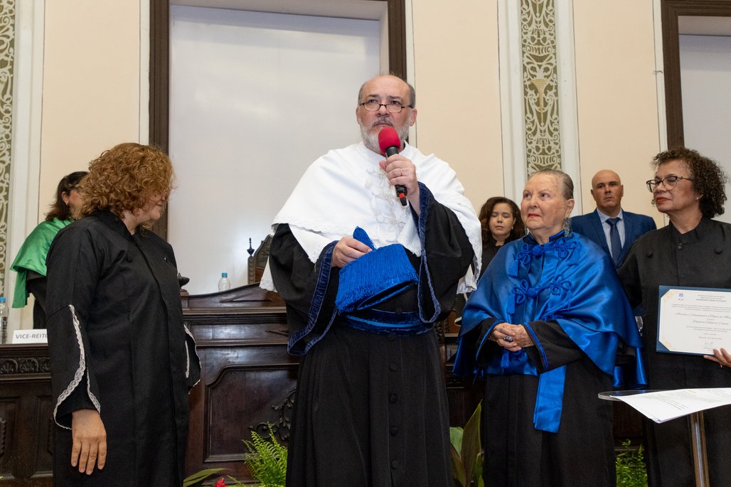 Solenidade de Honoris Causa de Tânia Maya Pedrosa