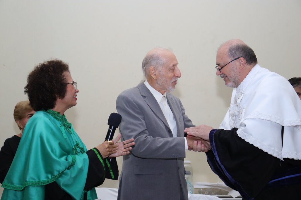 Solenidade Título Professor Emérito ICBS